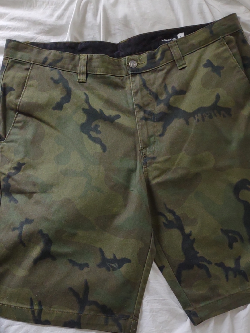 Volcom Men’s Camo  Shorts - Olive & Dark Green